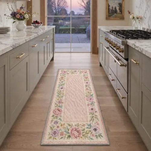 Bavni Vintage Floral Rugs — Dusty Blush